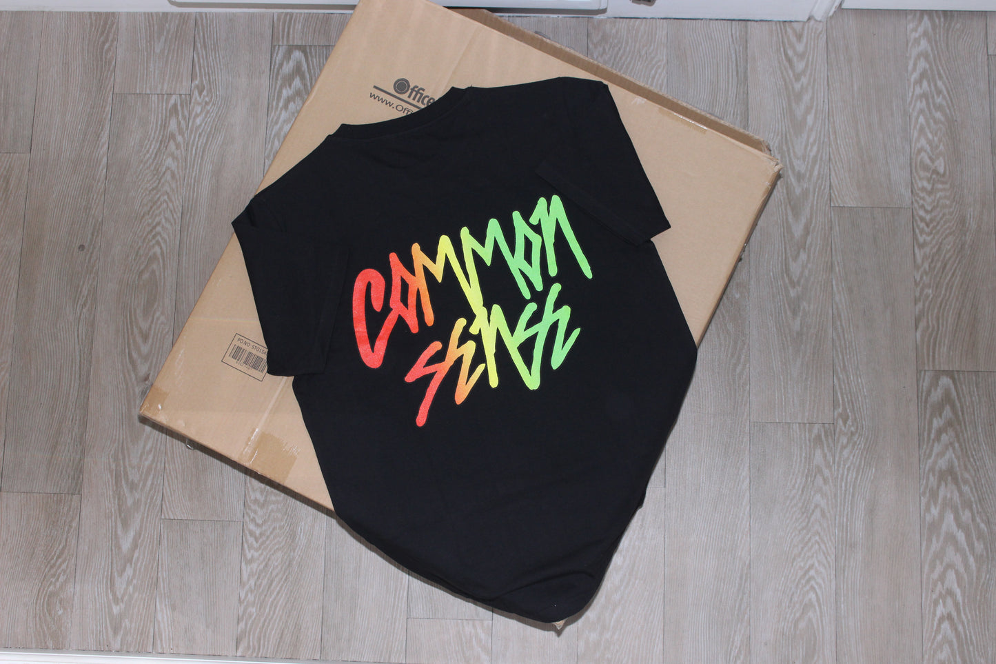 CMMN SNZ "LOUD" TEE (BLACK)
