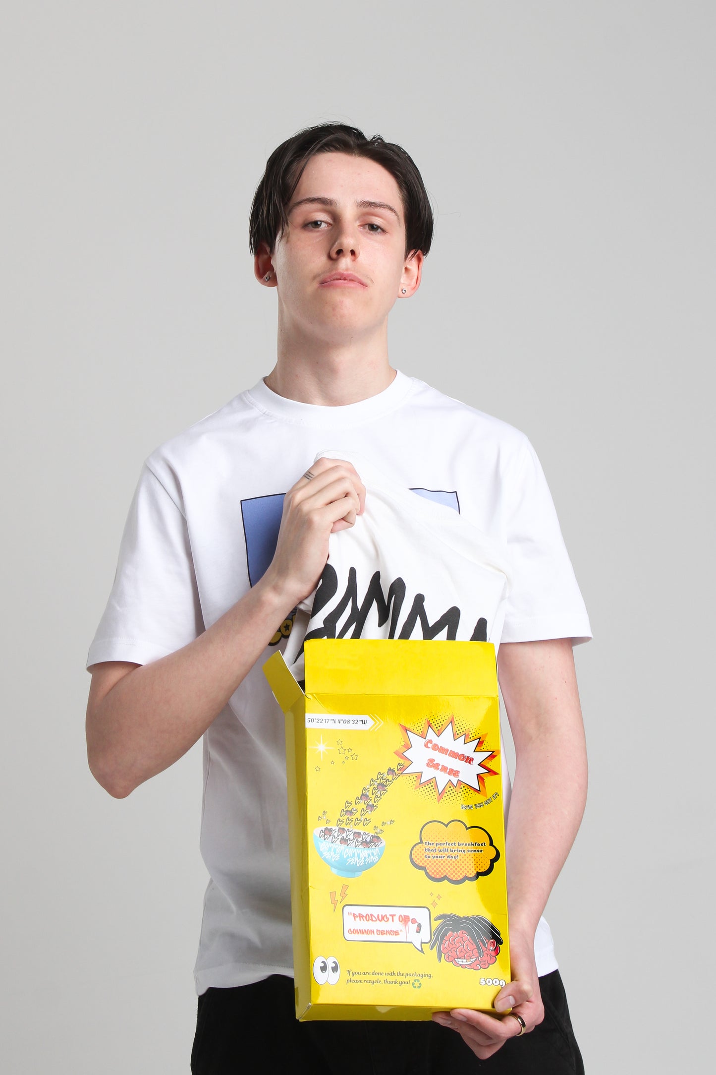 CMMN SNZ "TRUNKS" TEE