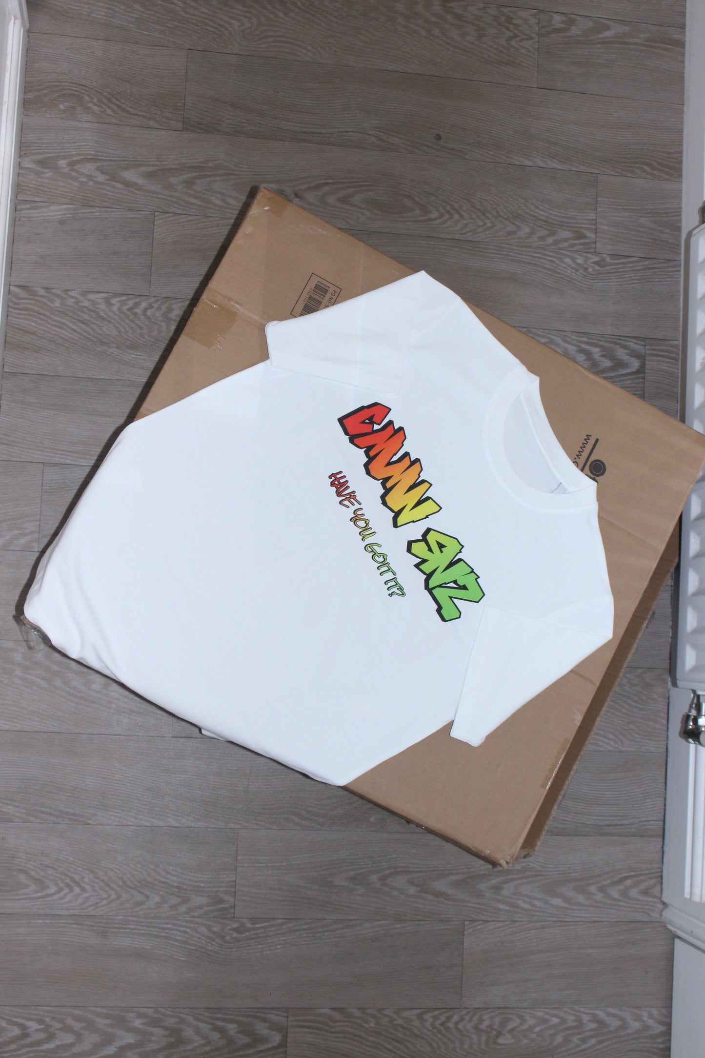 CMMN SNZ "LOUD" TEE (WHITE)